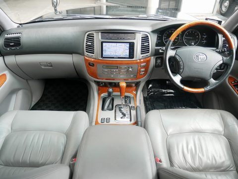 ランドクルーザー　ランクル　シグナス　LX470　LX570　ランクル１００　SUV (1)